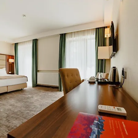 Hotel Radsor 4*